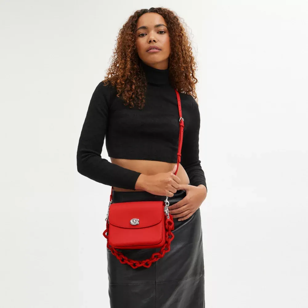 Cassie Crossbody 19 With Heart Strap