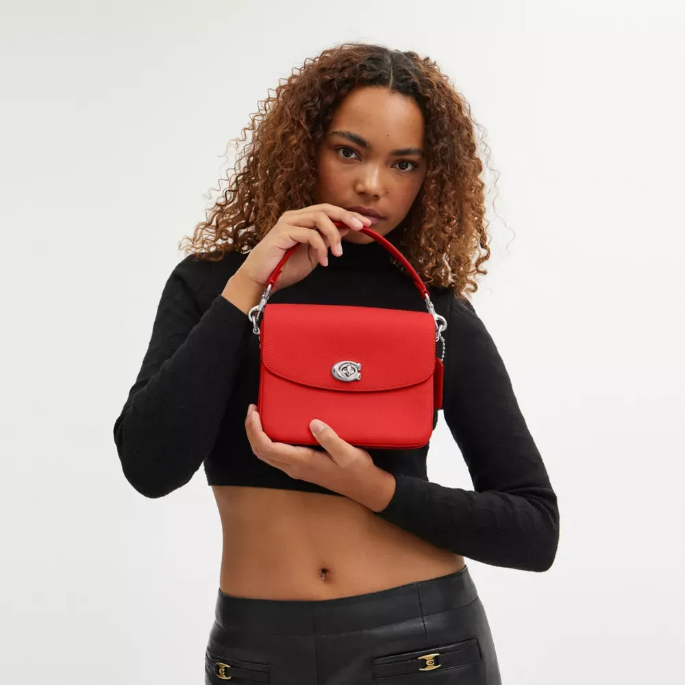 Cassie Crossbody 19 With Heart Strap