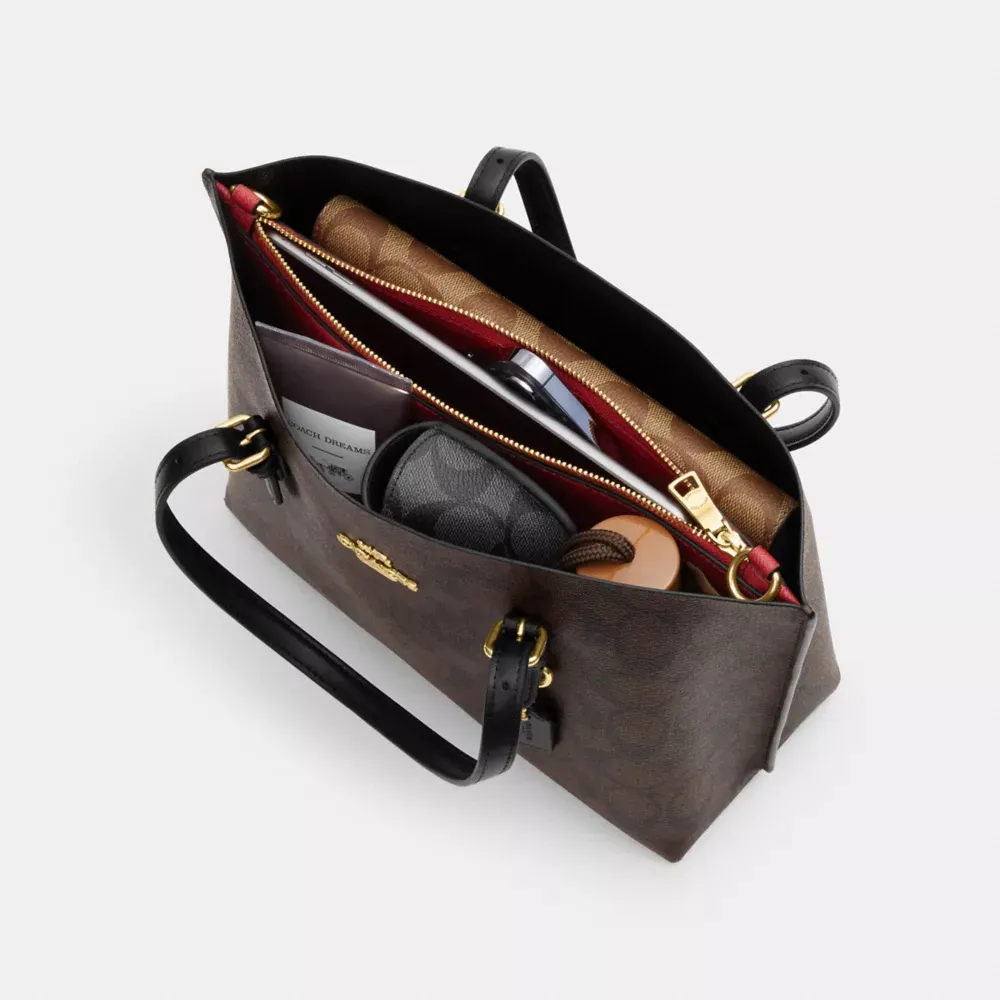 Mollie Tote 25 In Signature Canvas With Heart Print