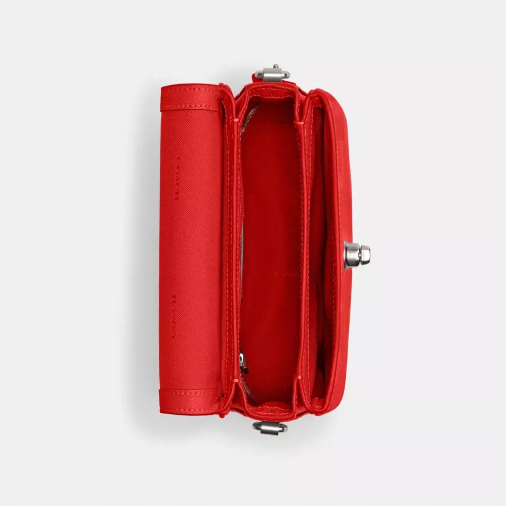 Cassie Crossbody 19 With Heart Strap