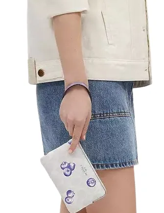 Corner Zip Wristlet In Signature Canvas With Blueberry Print
