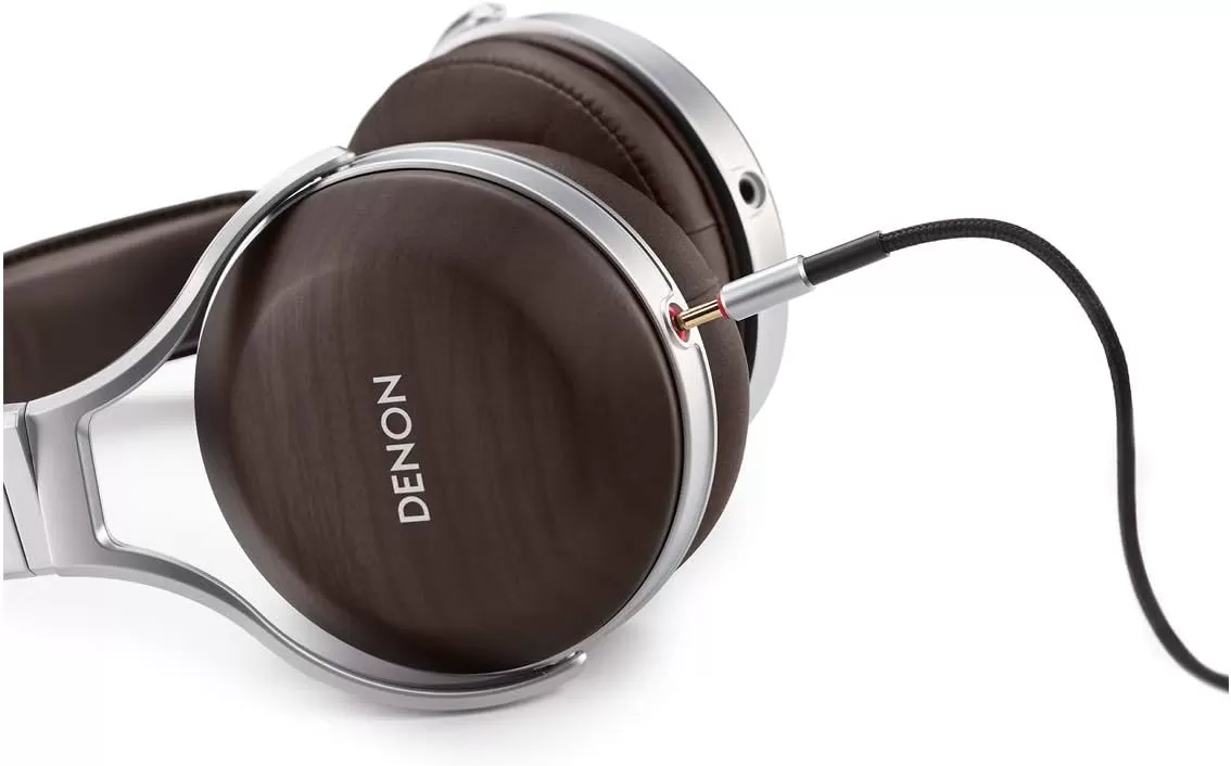Denon AH-D5200 Ultra-Premium HiFi Over-Ear Headphones